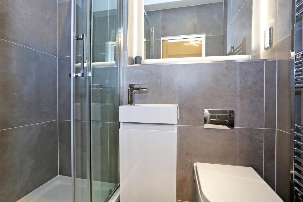 Joivy Refurbished Home On The Royal Mile EDI Exterior foto