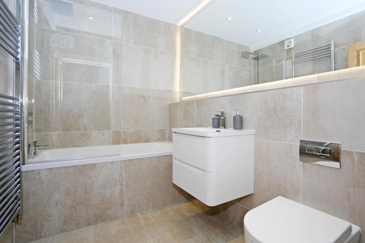 Joivy Refurbished Home On The Royal Mile EDI Exterior foto