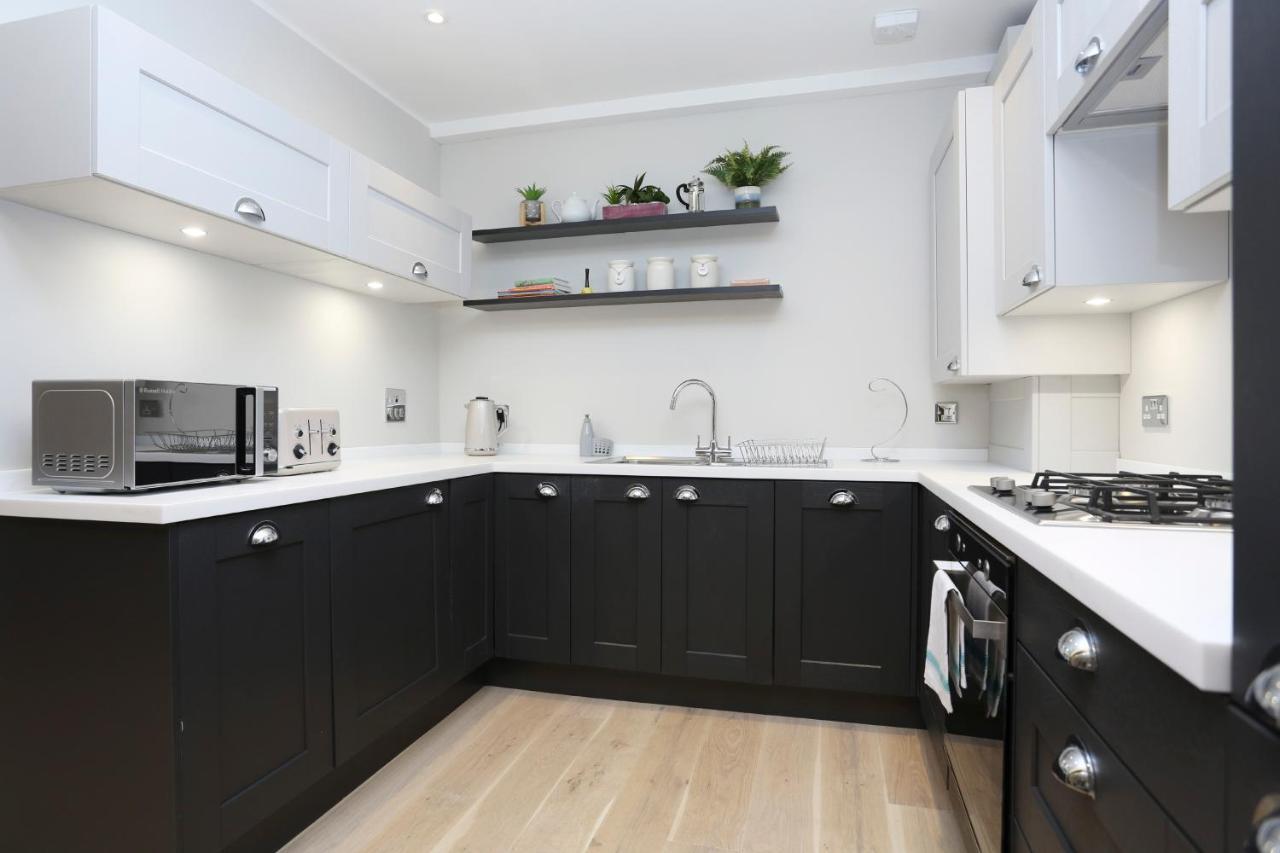 Joivy Refurbished Home On The Royal Mile EDI Exterior foto